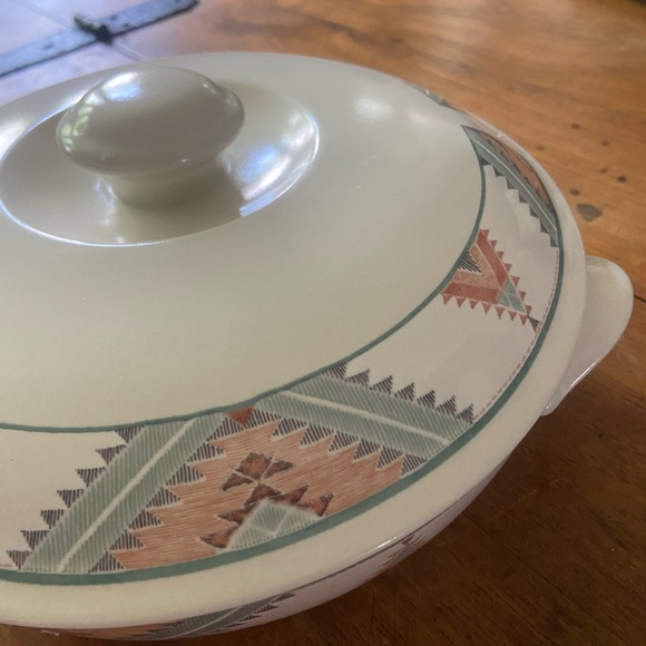 Vintage Mikasa Santa Fe Casserole Dish w/Lid - Picture 2 of 6